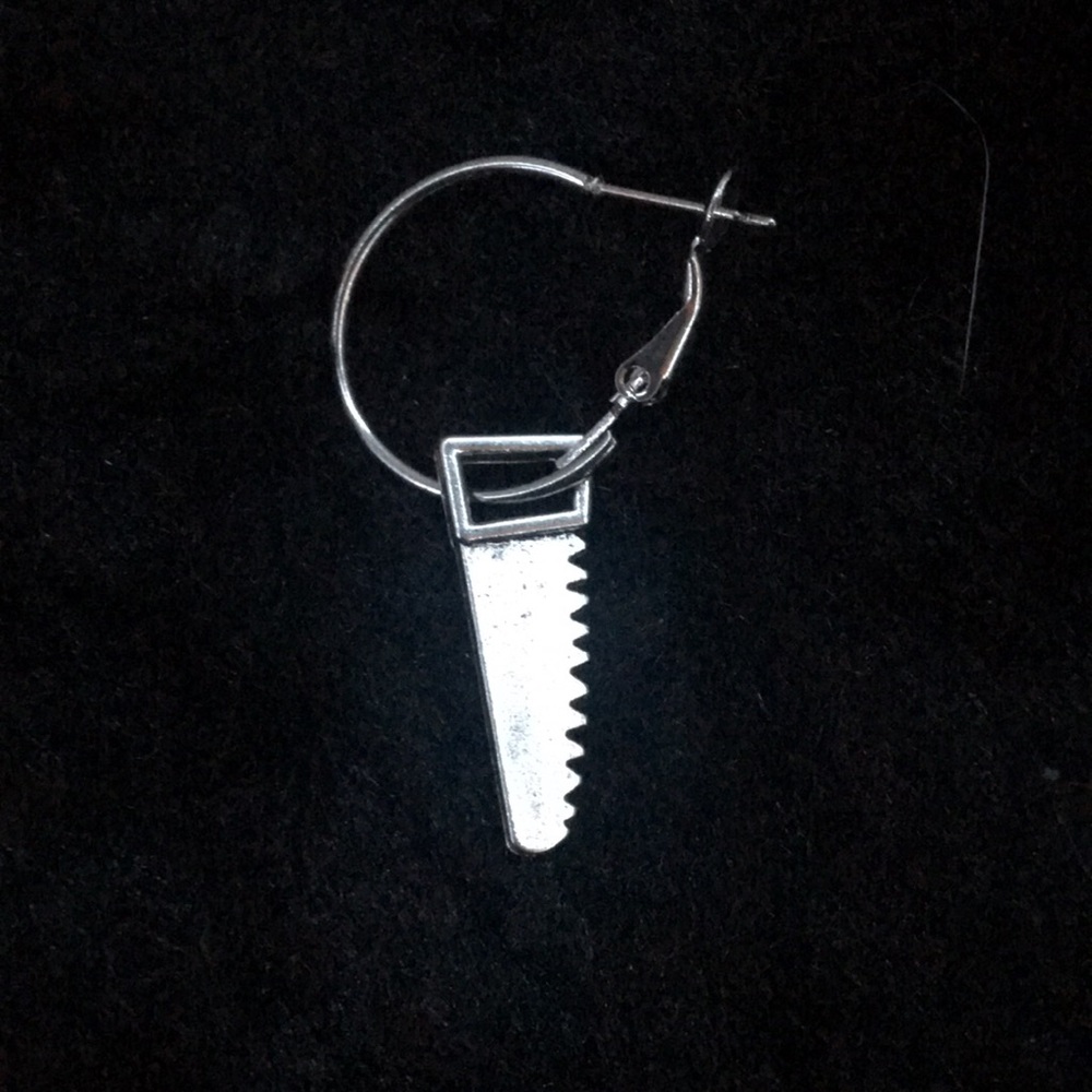 earrings - Picture 2 of 4